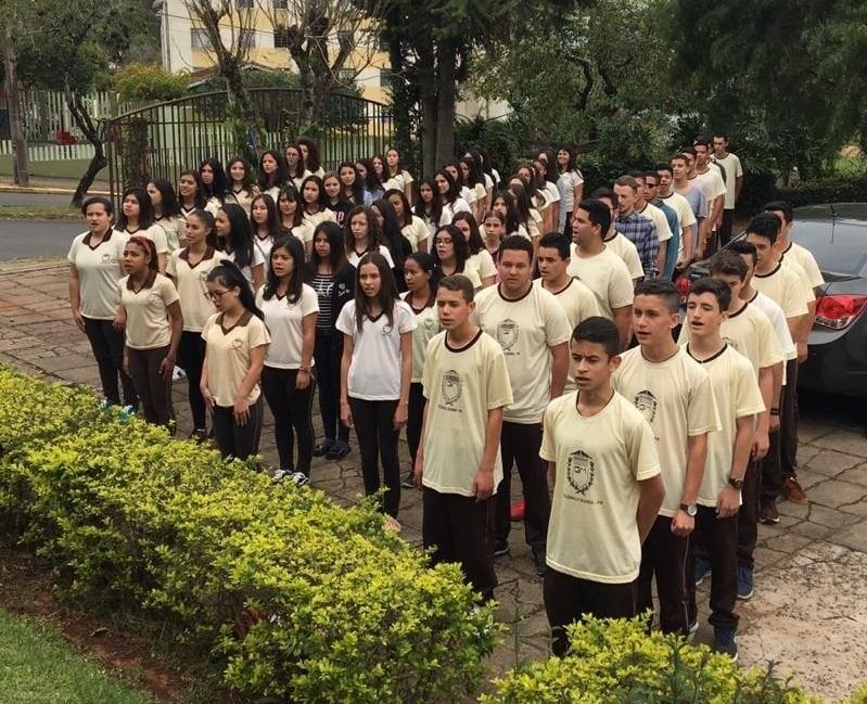 Alunos da Guarda Mirim TB